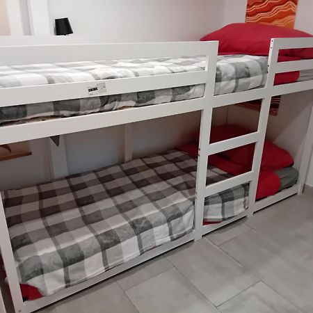 Room In Historical City Centre With Private Bathroom Catania Exterior photo