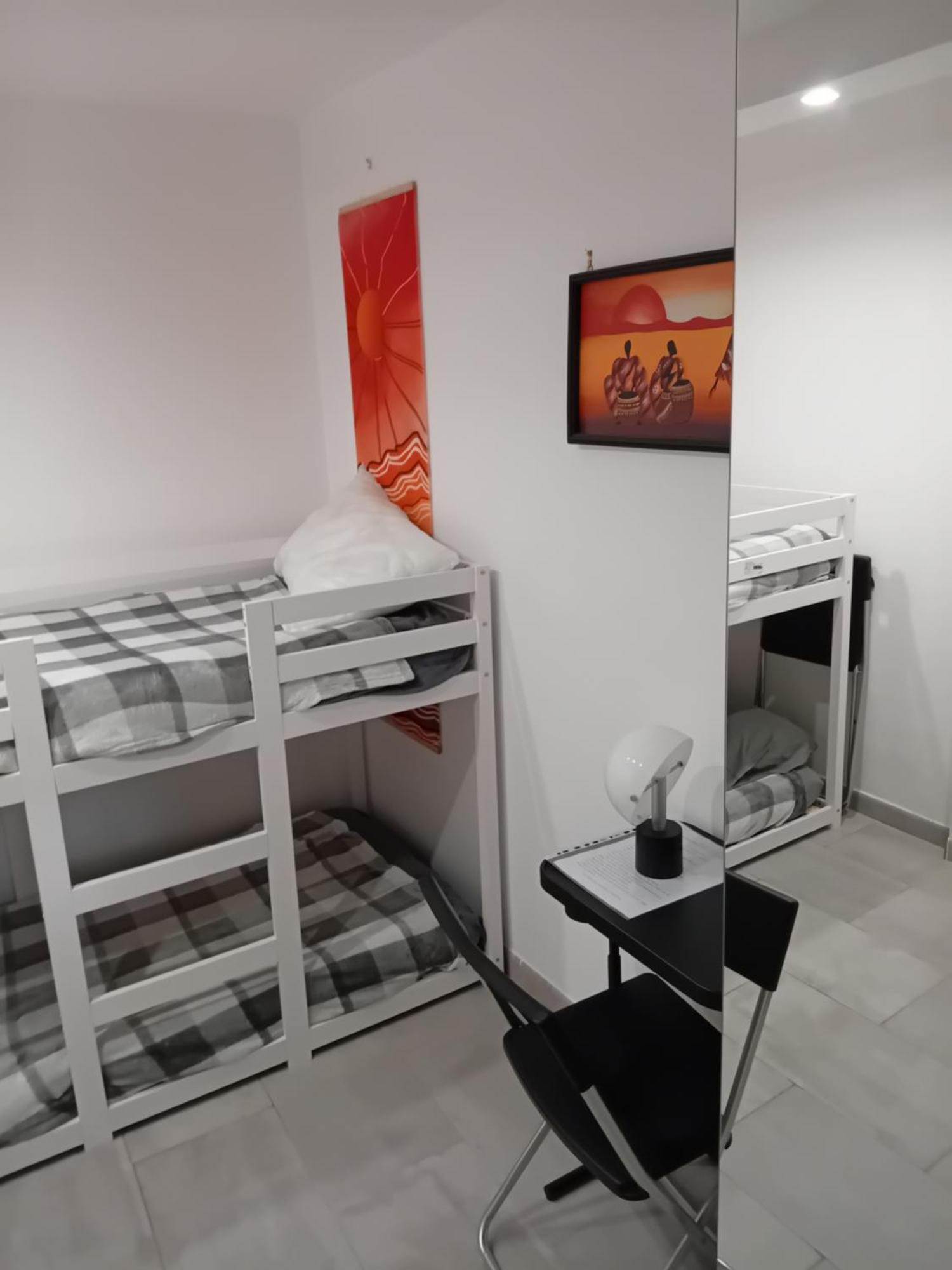 Room In Historical City Centre With Private Bathroom Catania Exterior photo